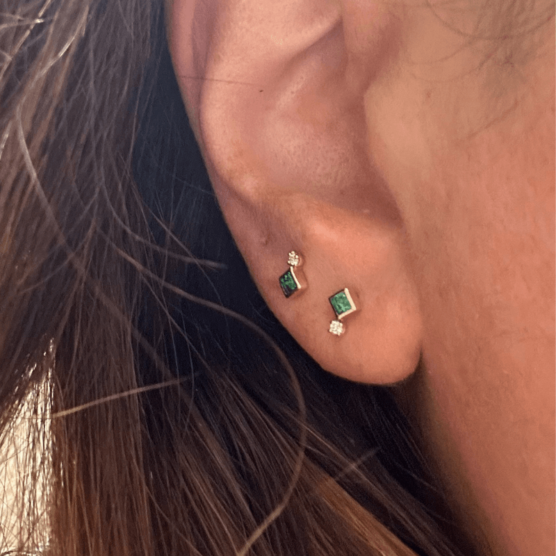 myjoul gold stud emerald earring